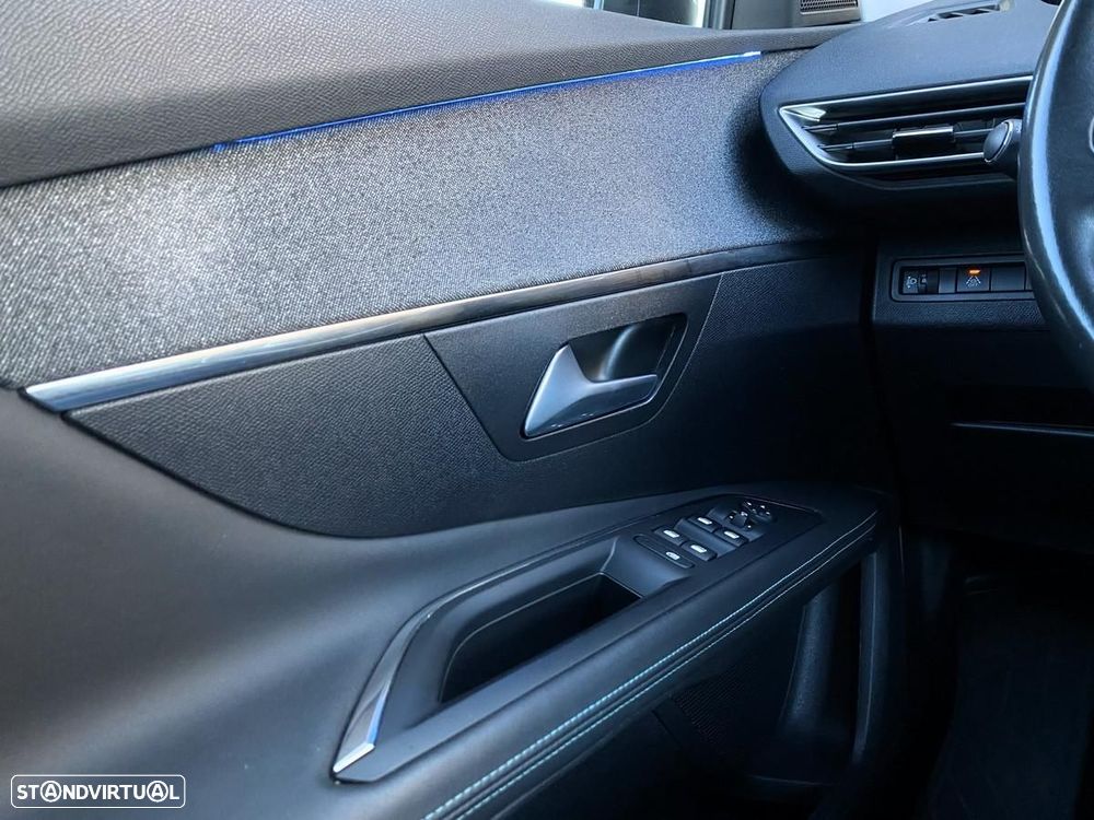 Peugeot 3008 1.5 BlueHDi Allure Pack - 27