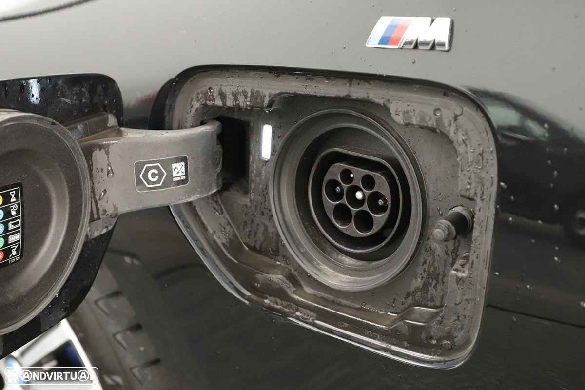 BMW 330 e Touring Pack M Auto - 8