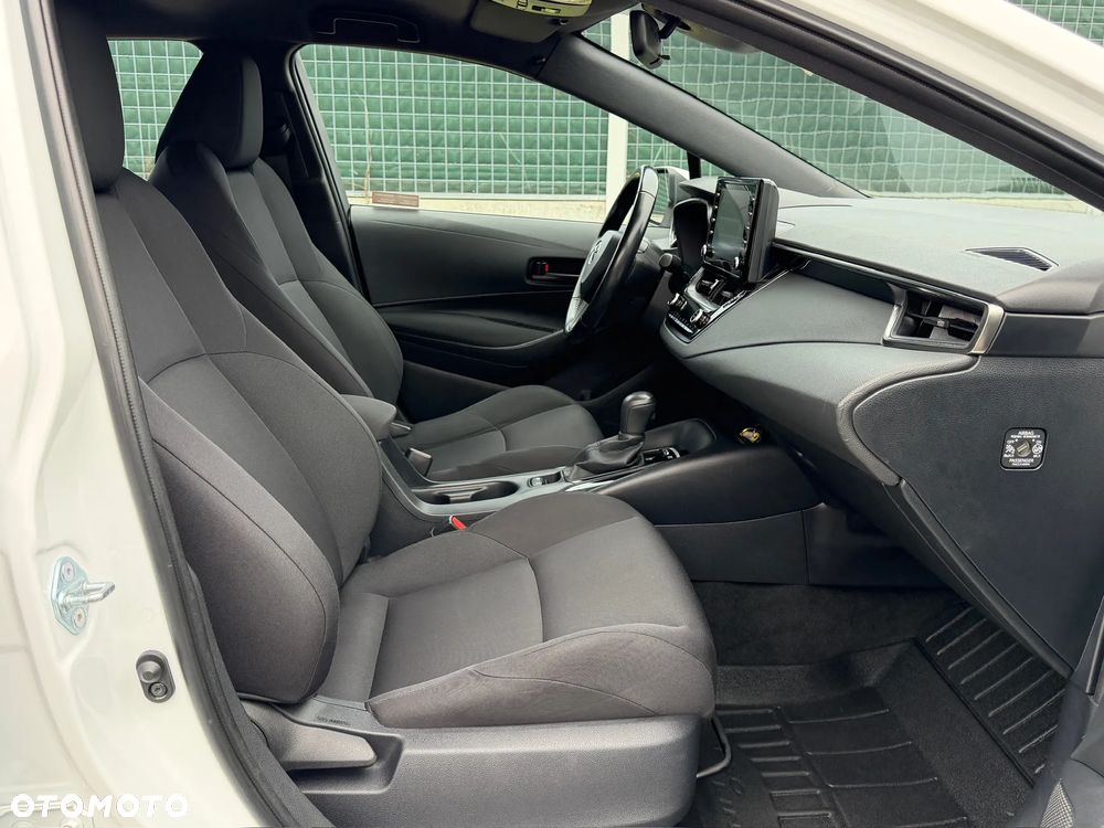 Toyota Corolla 1.8 Hybrid Active - 20