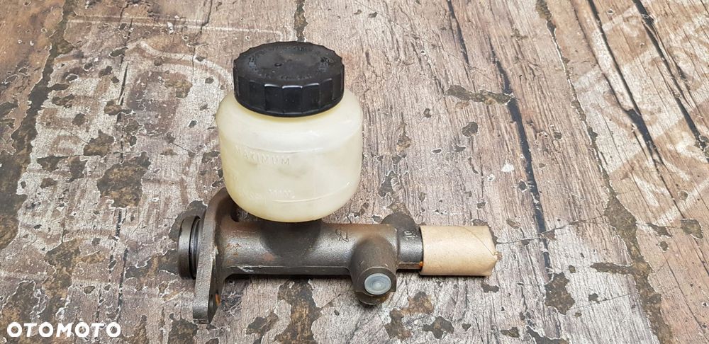 Pompa hamulcowa + zbiorniczek - 2