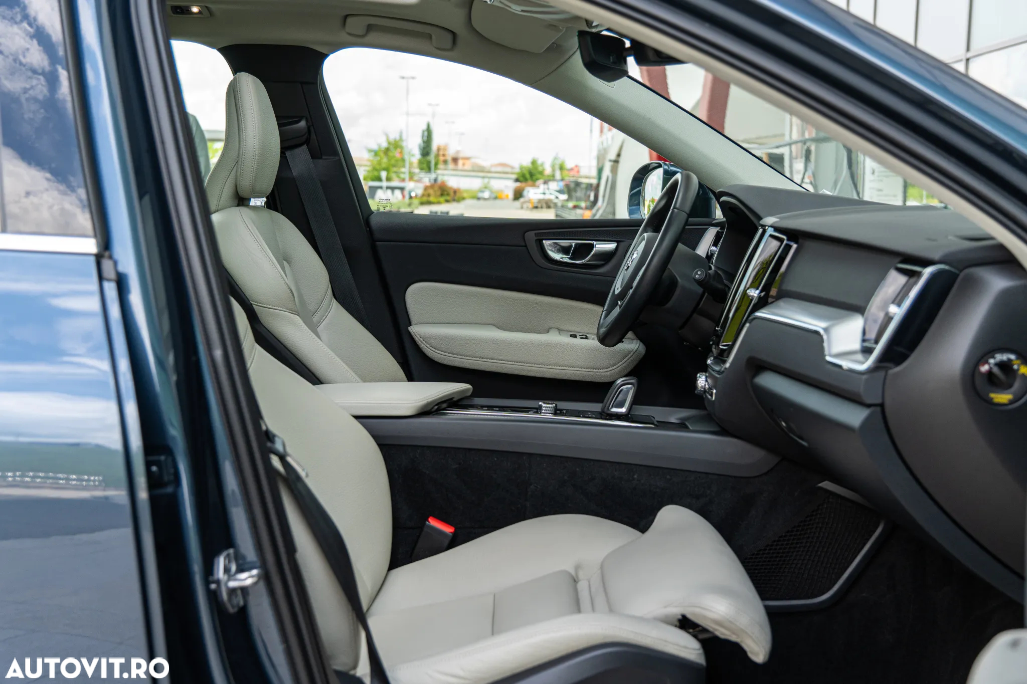 Volvo XC 60 Recharge T8 Twin Engine eAWD Inscription - 6