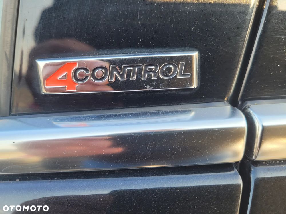 Renault Laguna dCi 150 FAP Start-Stop GT - 33