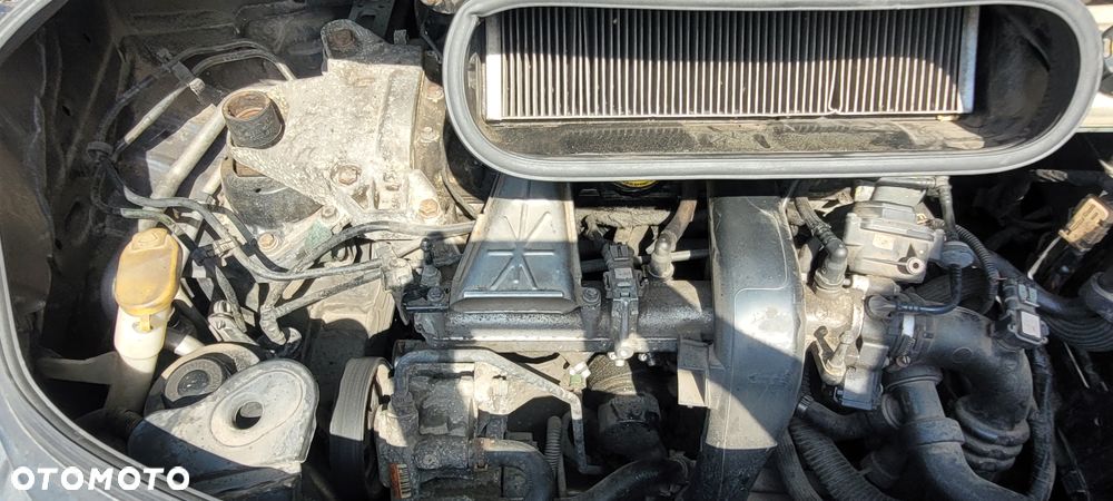 RENAULT ESPACE IV 2002 2,0 Turbo NA CZĘŚCI - 13