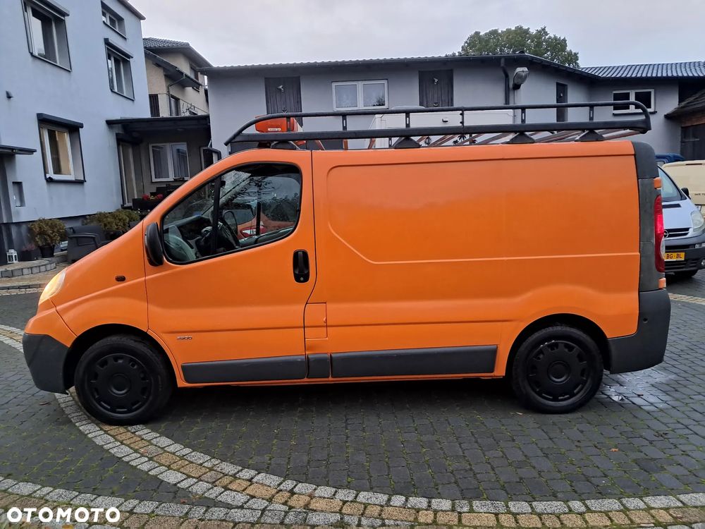 Opel Vivaro - 27