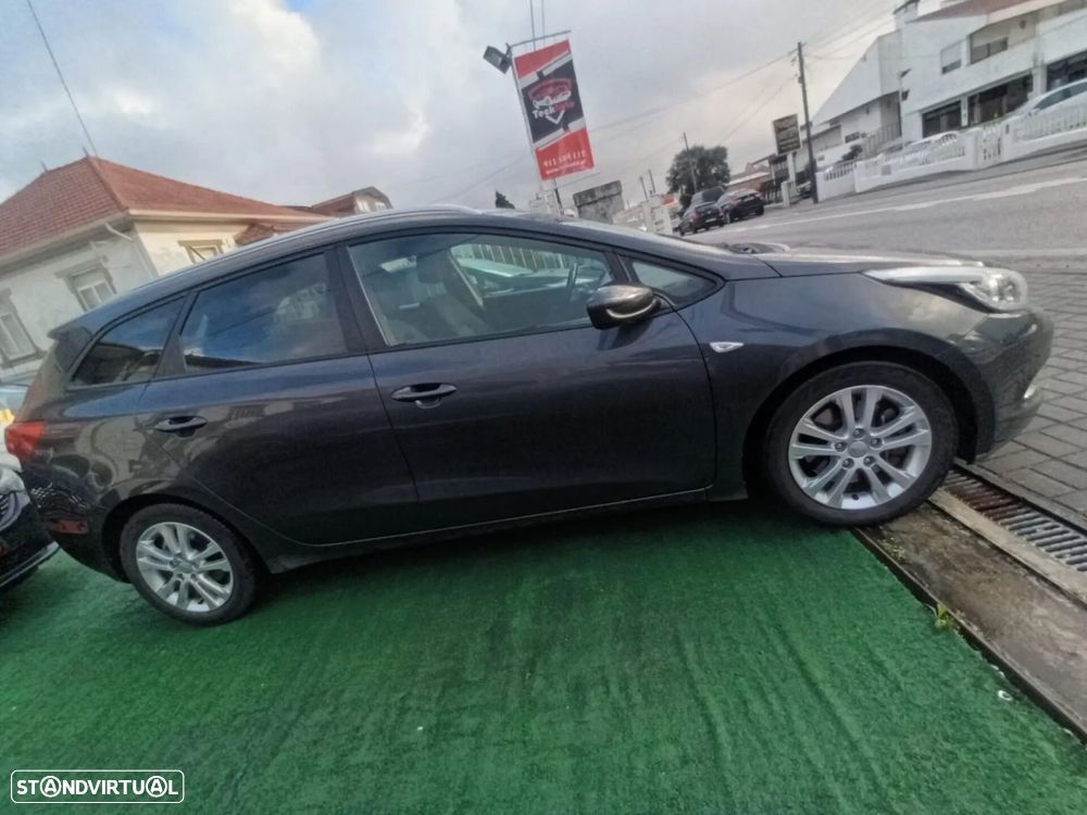 Kia Ceed SW 1.4 CRDi More - 5