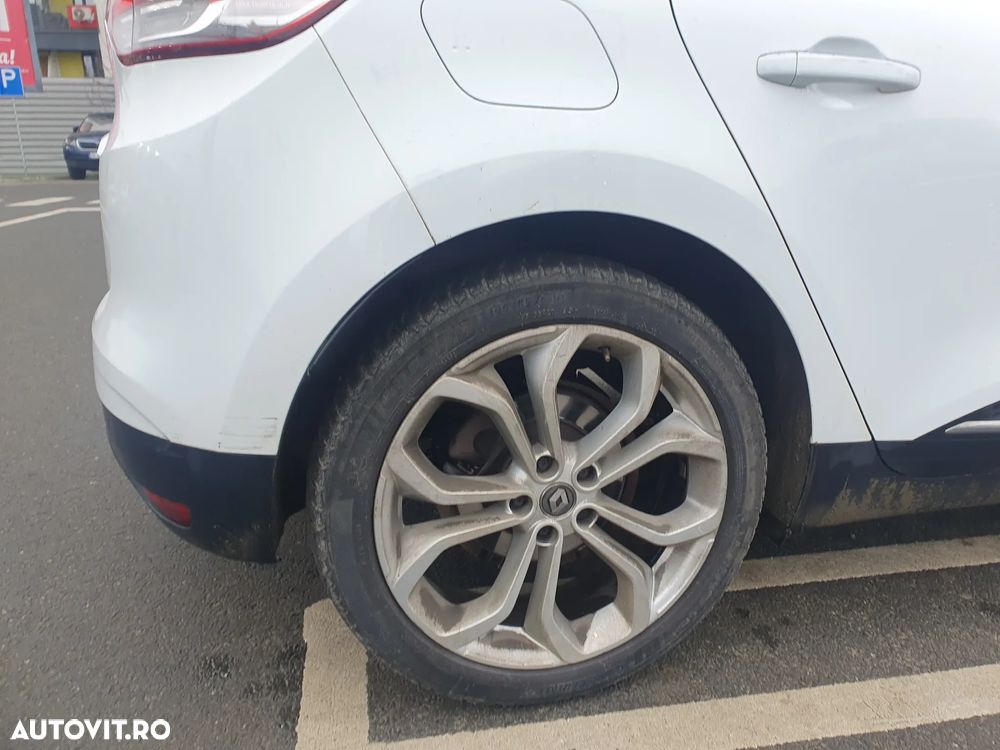 Renault Scenic BLUE dCi 120 BUSINESS EDITION - 4