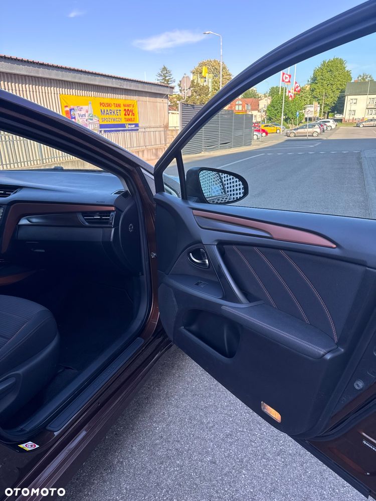 Toyota Avensis Touring Sports 1.8 Multidrive S Comfort - 13