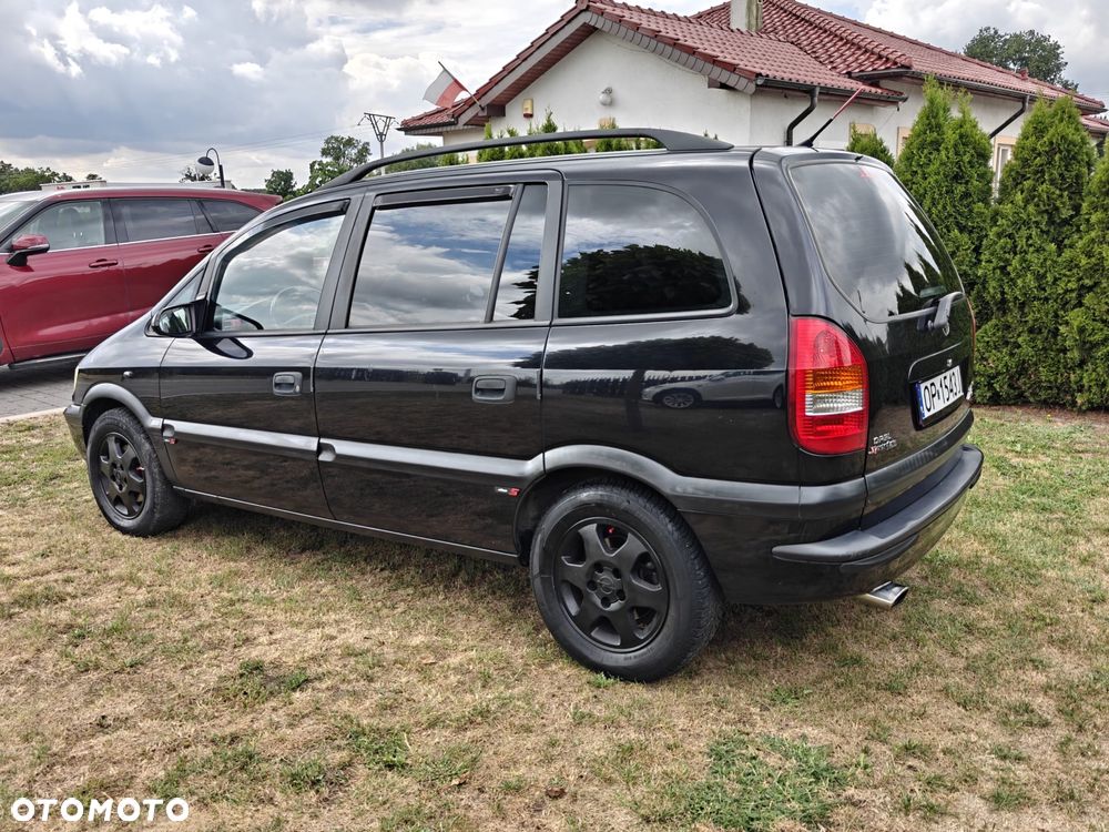 Opel Zafira - 4