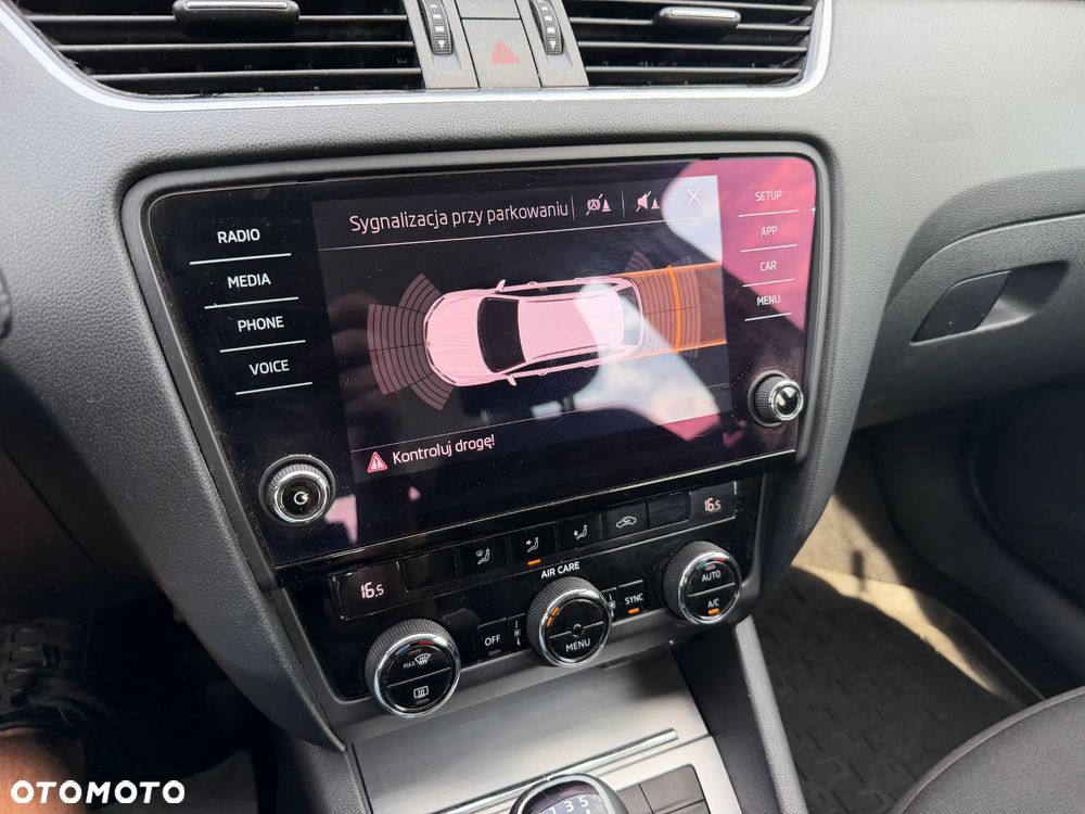 Skoda Octavia 1.6 TDI Ambition - 16