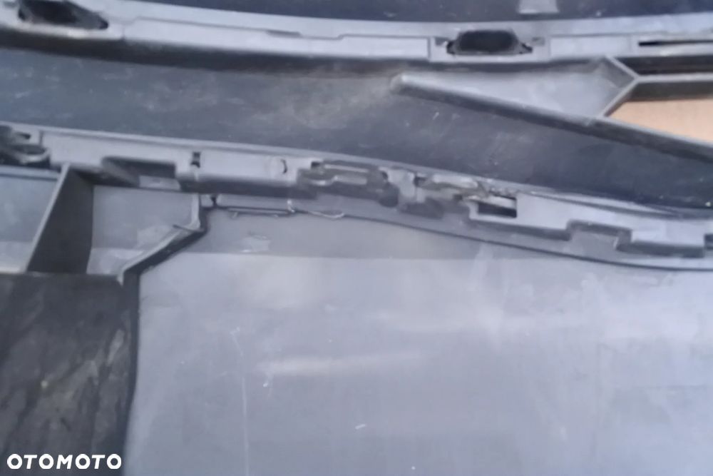 VW UP lift Zderzak - 5