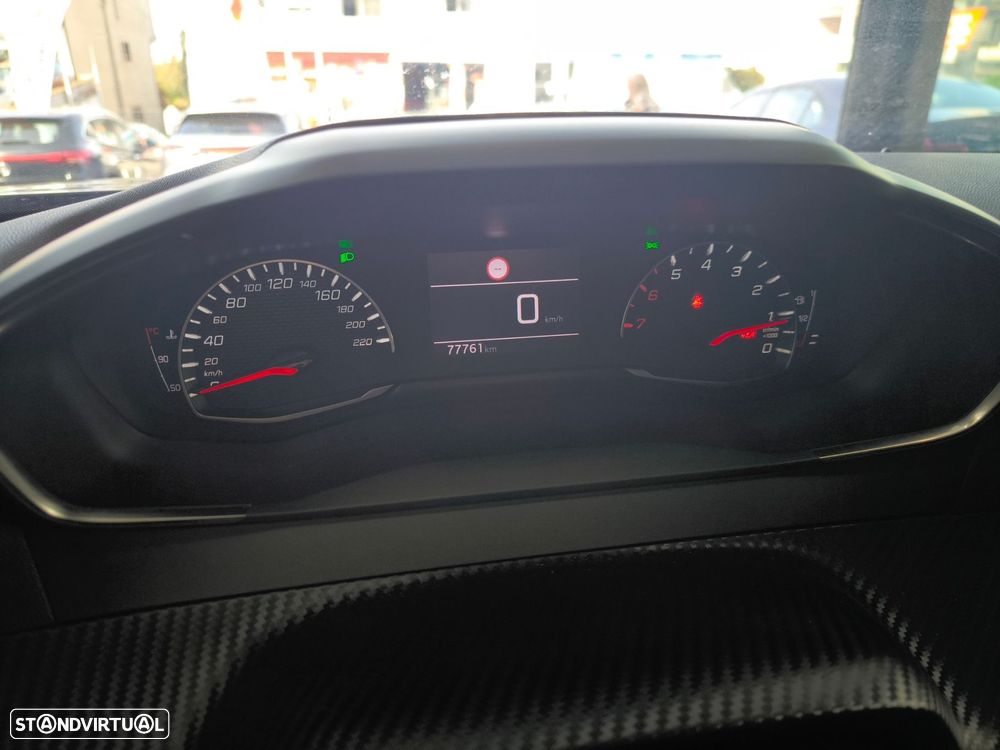 Peugeot 2008 1.2 PureTech Active Pack - 20