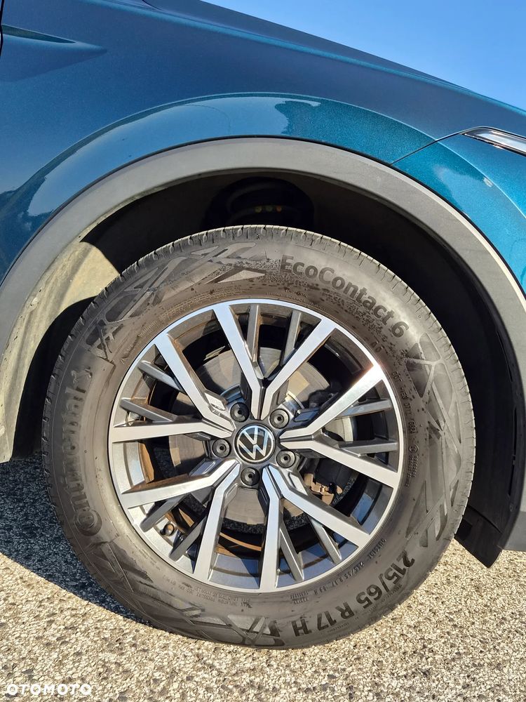 Volkswagen Tiguan - 17