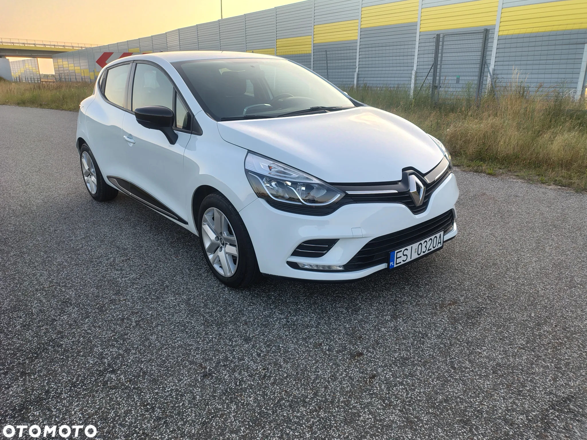 Renault Clio - 2