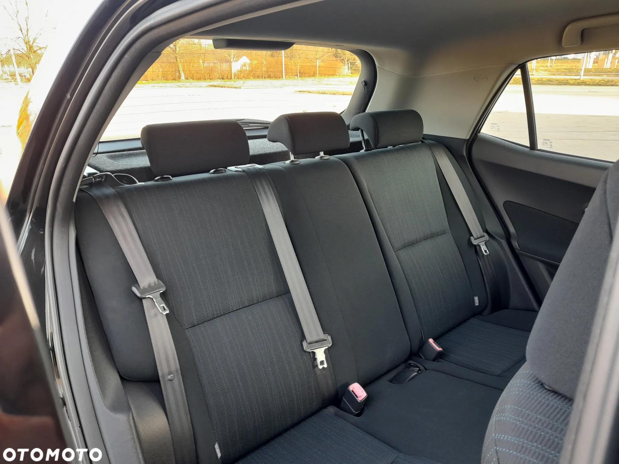 Toyota Auris 1.6 VVT-i Premium - 25