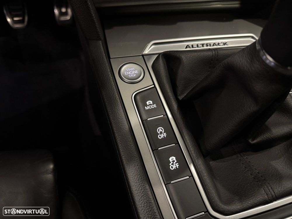 VW Passat Alltrack 2.0 TDi 4Motion - 41