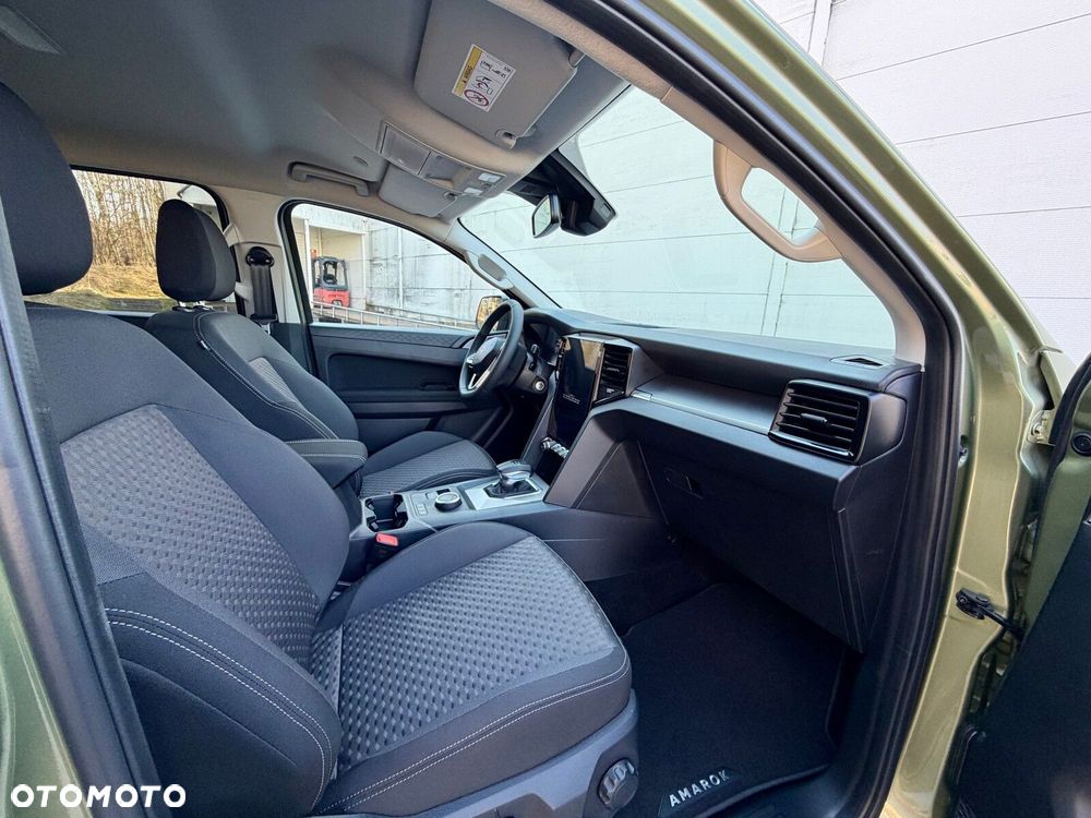 Volkswagen Amarok - 13