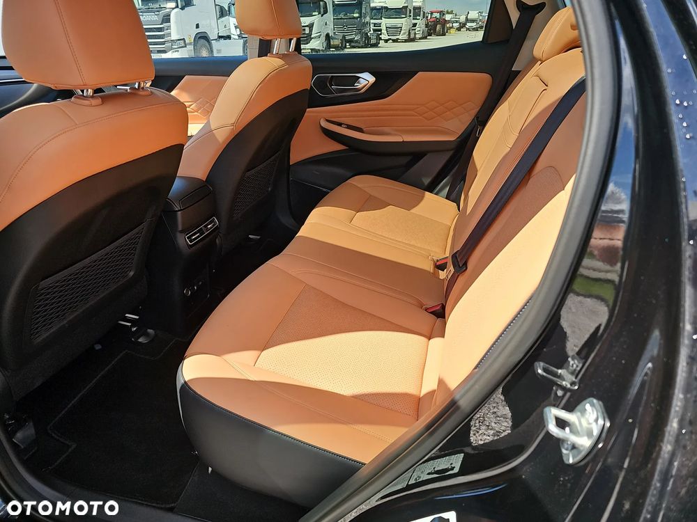 BAIC 7 1.5T Luxury DCT - 24