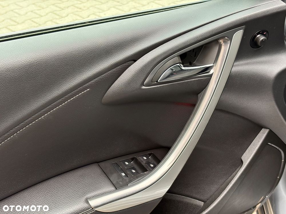 Opel Astra 1.4 Turbo Color Edition - 17