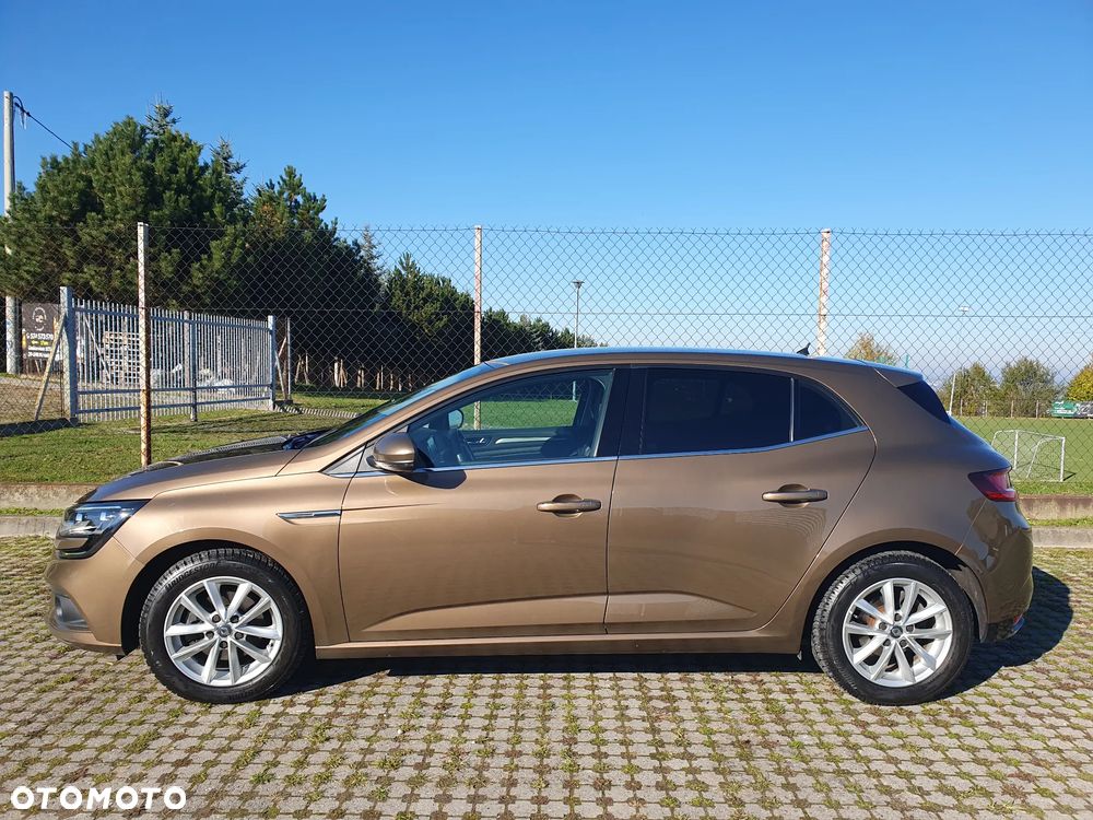 Renault Megane ENERGY TCe 130 BOSE EDITION - 6