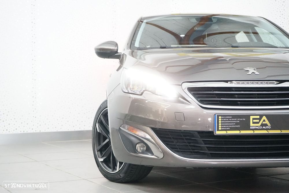 Peugeot 308 1.6 e-HDi Allure - 6