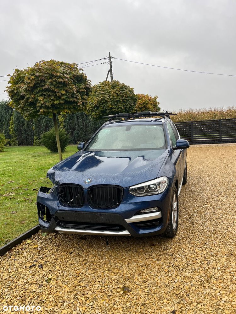 BMW X3 xDrive30i Advantage - 2
