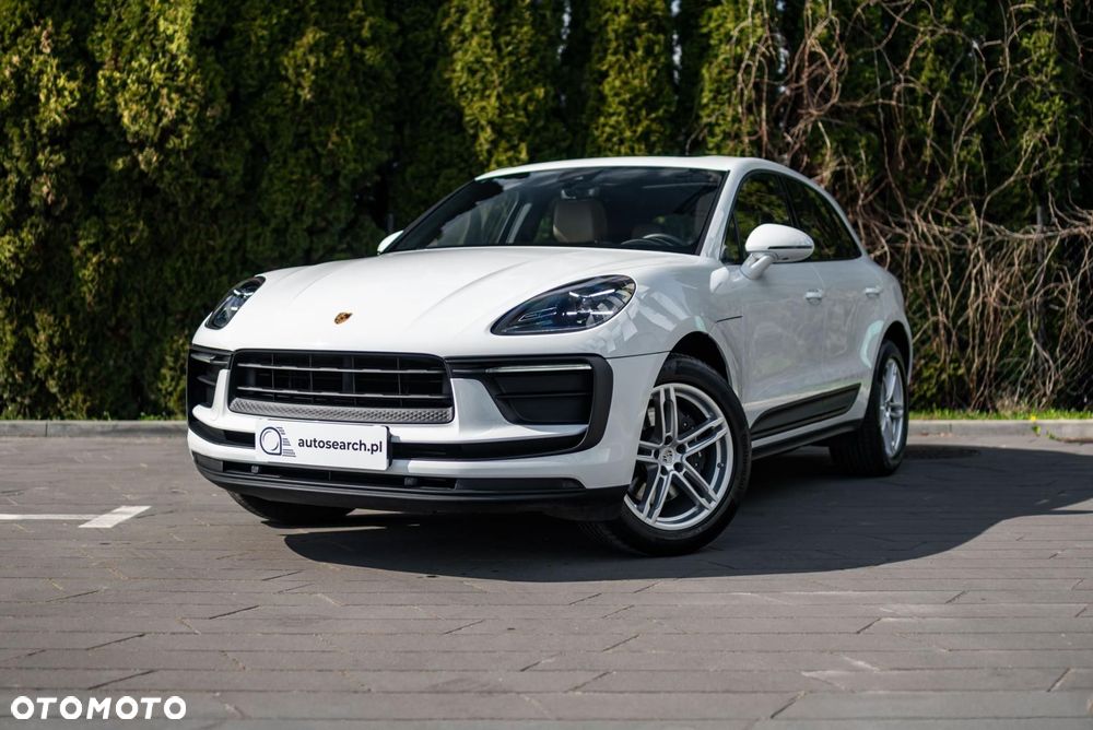 Porsche Macan Standard - 1