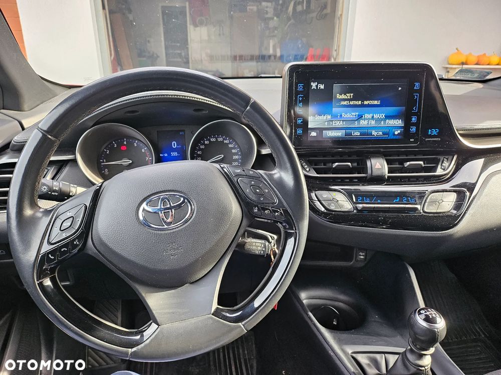 Toyota C-Hr 2018 photo 5