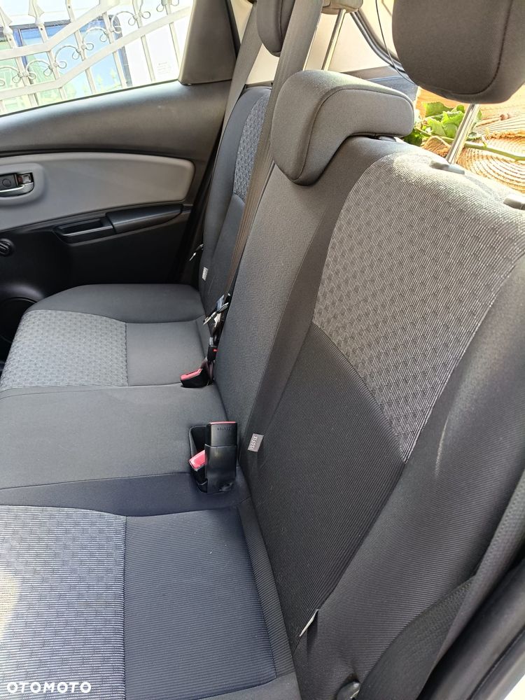 Toyota Yaris 1.0 Sol - 14