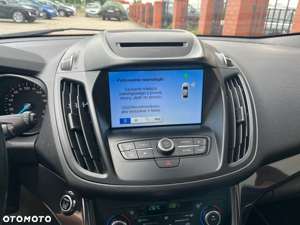 Ford Kuga 1.5 EcoBoost 4x4 Business Edition - 11
