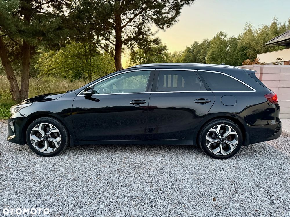 Kia Ceed - 8