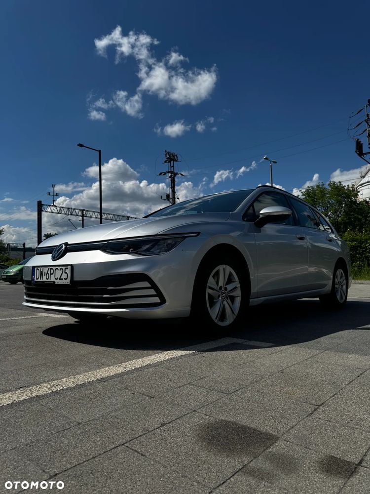 Volkswagen Golf 1.0 eTSI Life DSG - 8