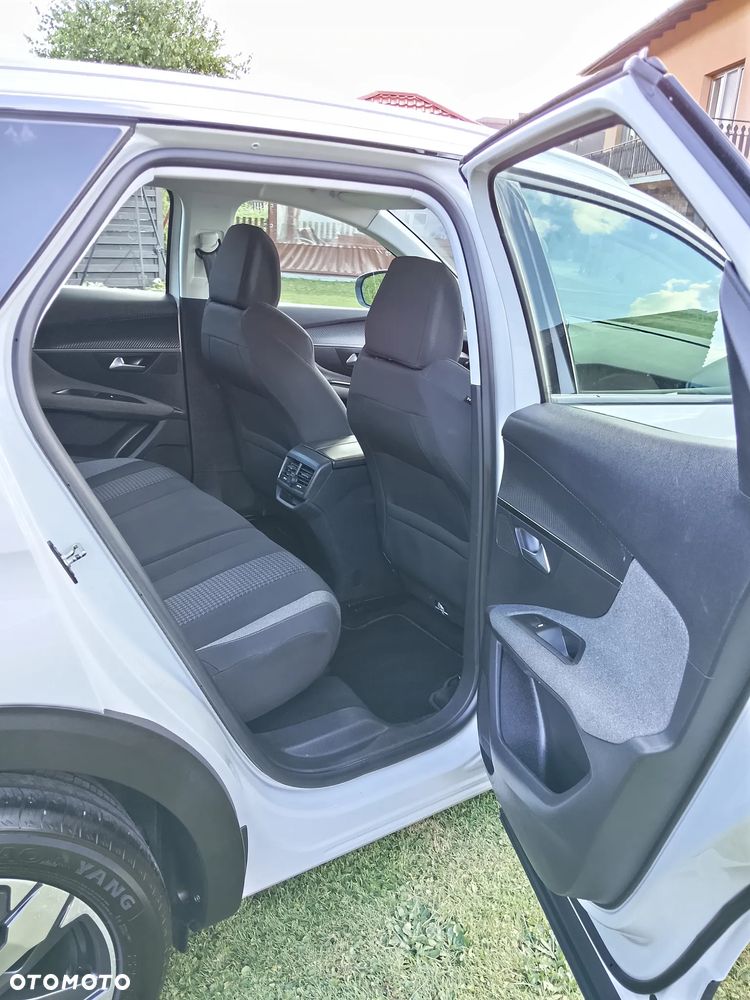 Peugeot 3008 - 22