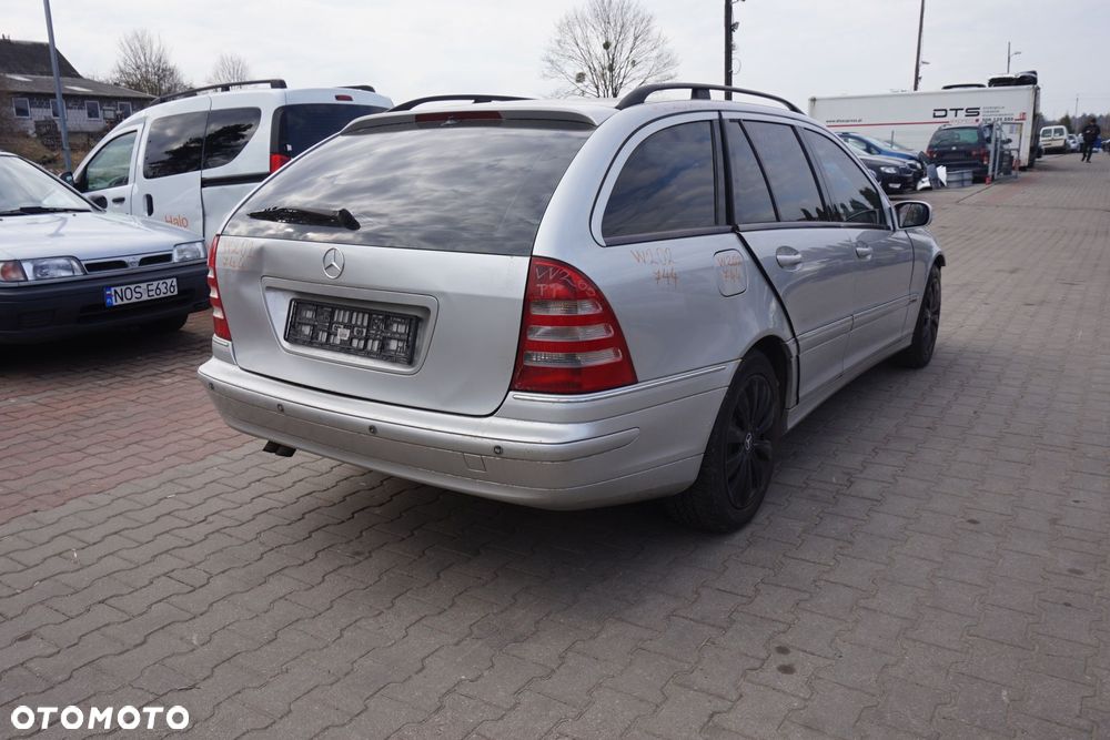 MERCEDES C-KLASA W203 KOMBI 2003 744 2.2 CDI OM646963 143KM 722699 SREBRNY na części - 5