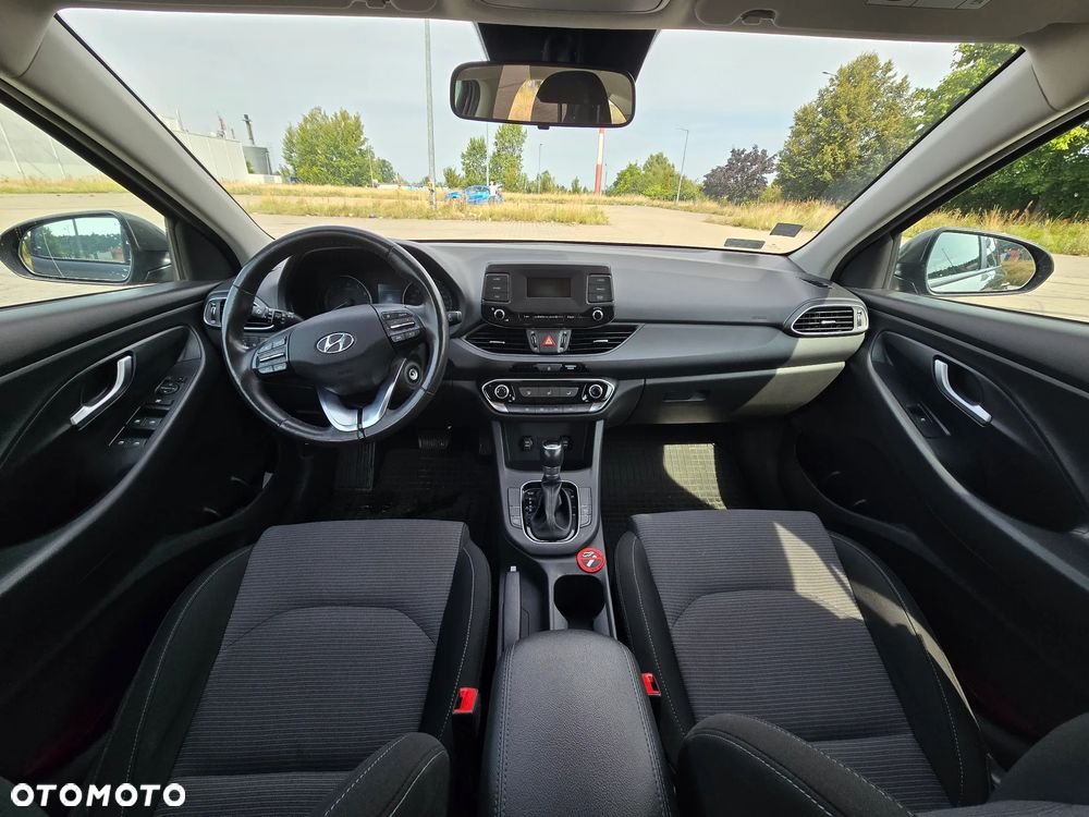 Hyundai i30 1.0 T-GDI Classic + DCT - 11