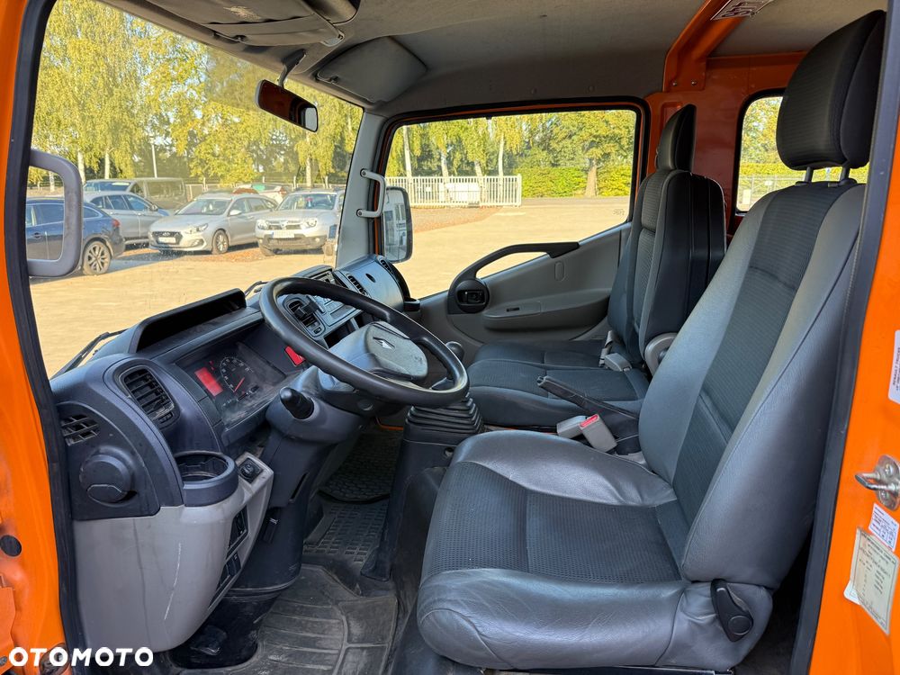 Renault Maxity - 13