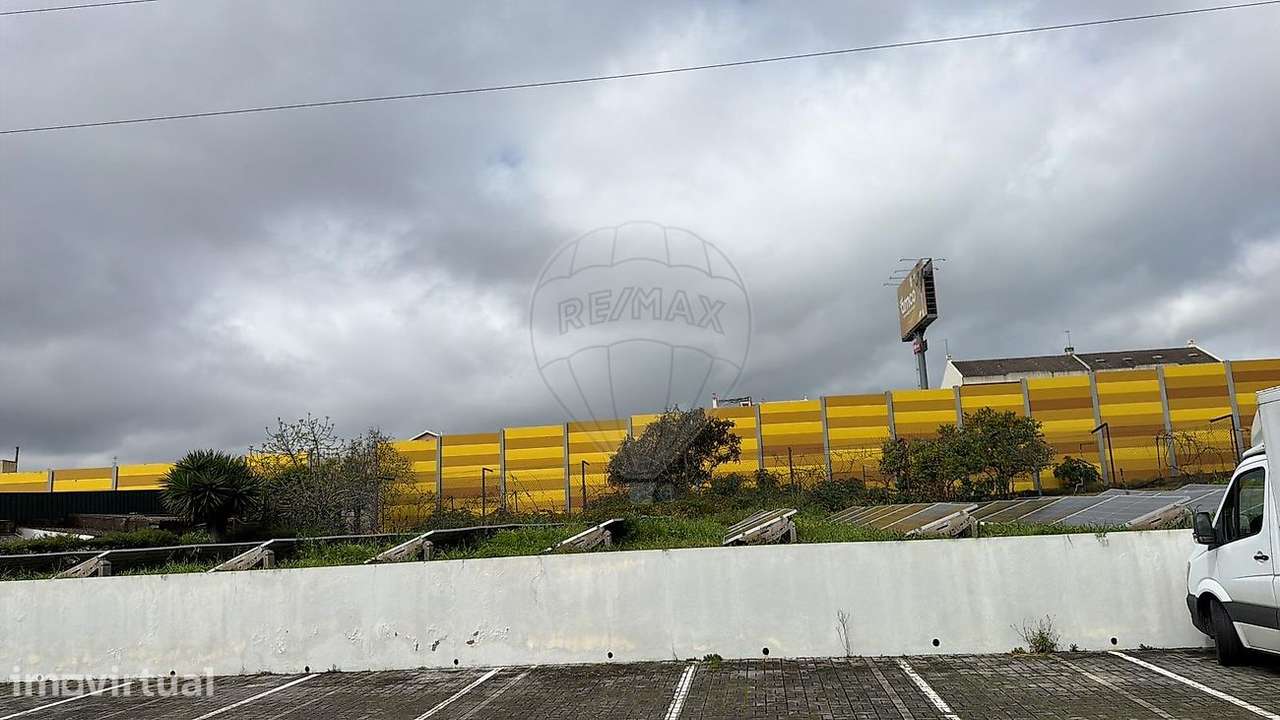 Terreno  para arrendamento - Grande imagem: 2/4