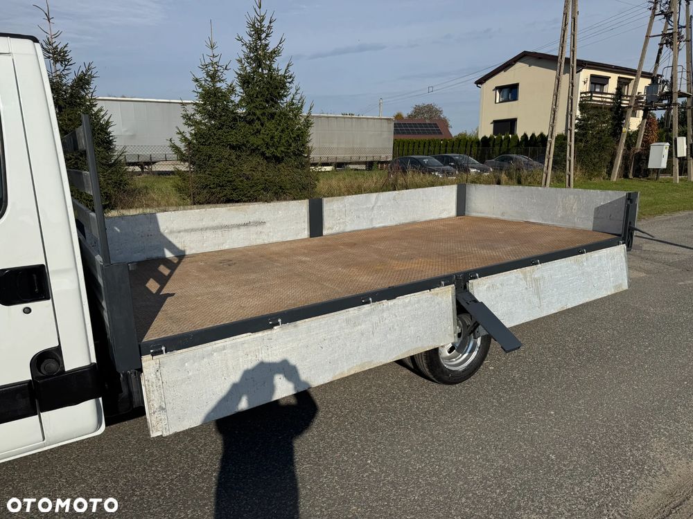 Iveco 35C15 * 3.0 / 150KM * Skrzyniowe * Rozstaw osi: 3.75 * Rama do zabudowy * - 17