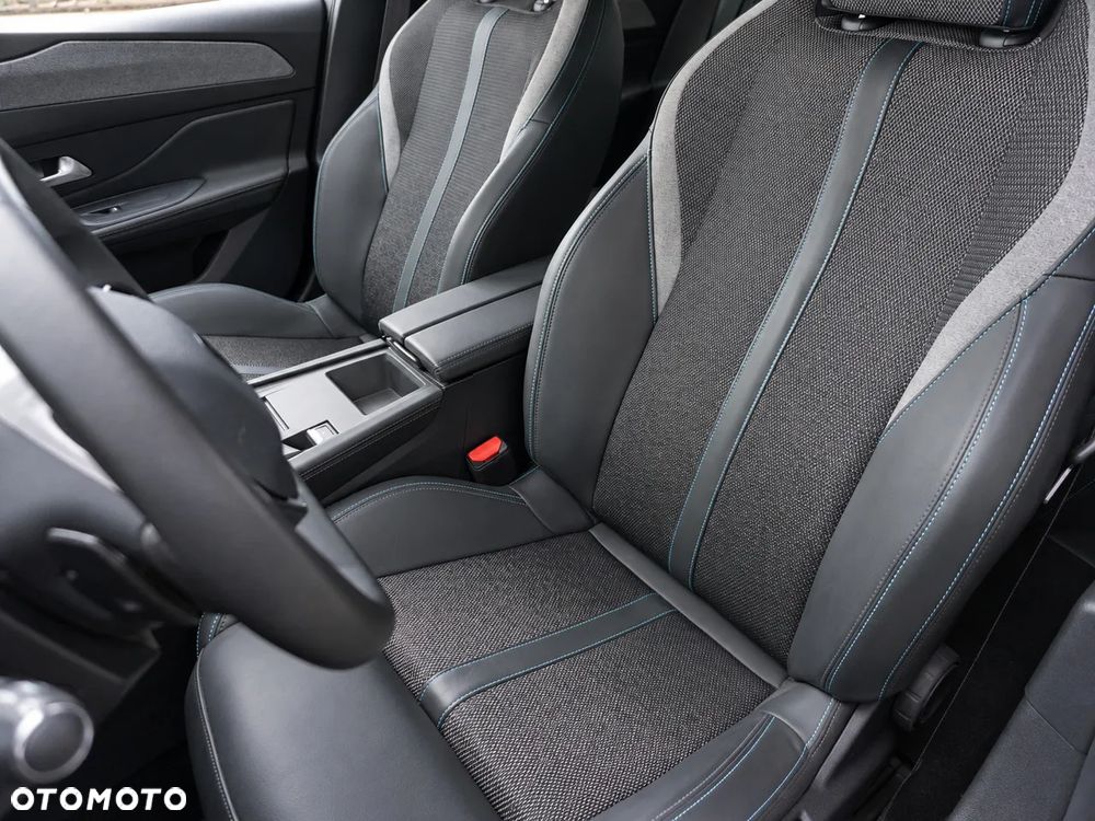 Peugeot 308 1.2 PureTech Allure S&S EAT8 - 16