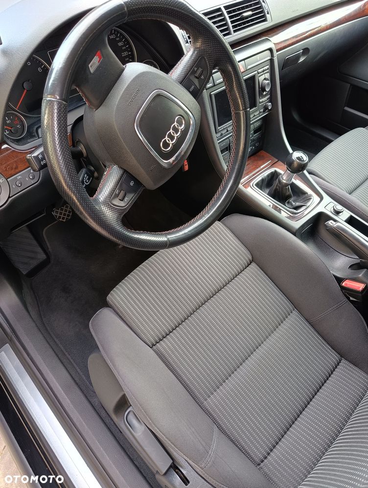 Audi A4 Avant - 17