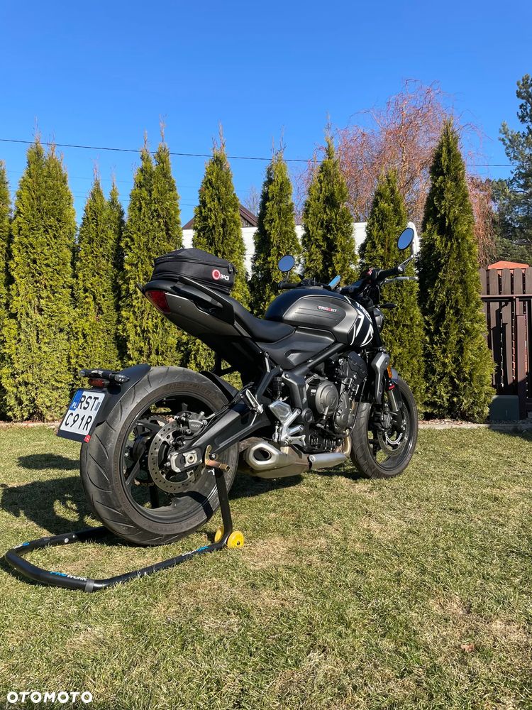 Triumph Trident - 4
