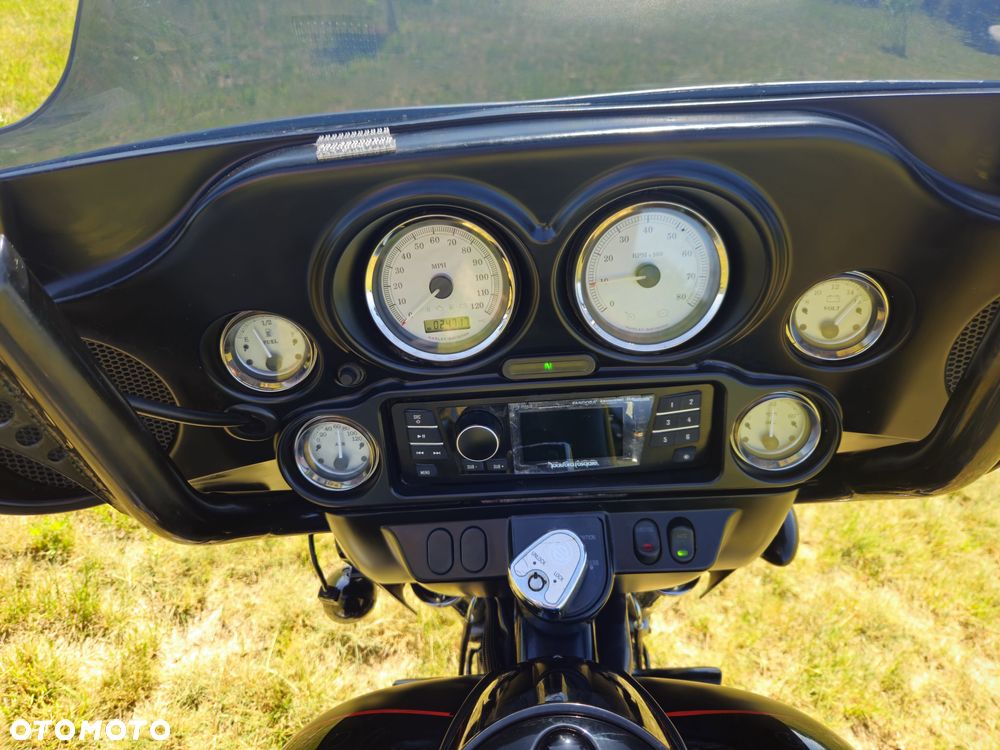 Harley-Davidson Touring Street Glide - 5