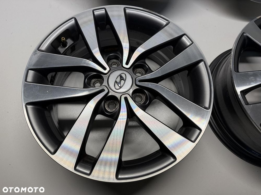 FELGI ALUMINIOWE 16 CALI  HYUNDAI I30 III IX20 52910-G4200 6,5JX17 ET50 - 2