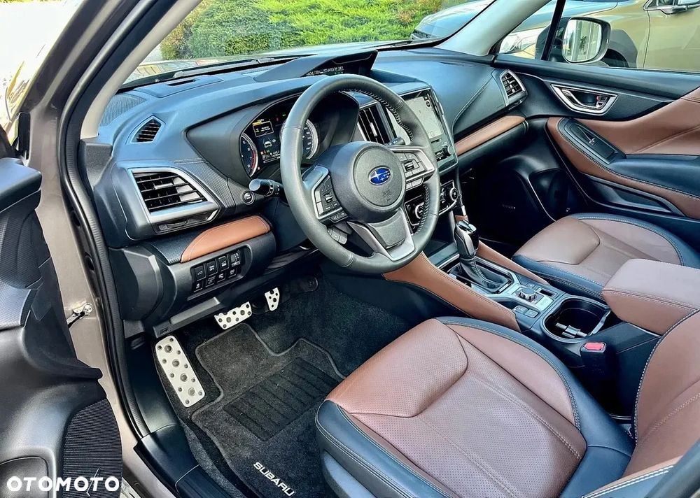 Subaru Forester 2.0i-L Platinum (EyeSight) Lineartronic - 13