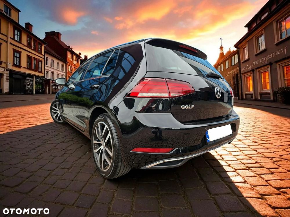 Volkswagen Golf 2.0 TDI SCR Highline - 9