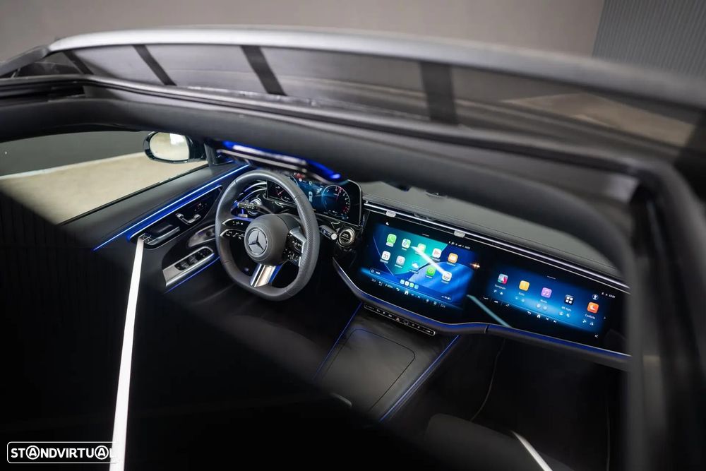 Mercedes-Benz E 300 - 53