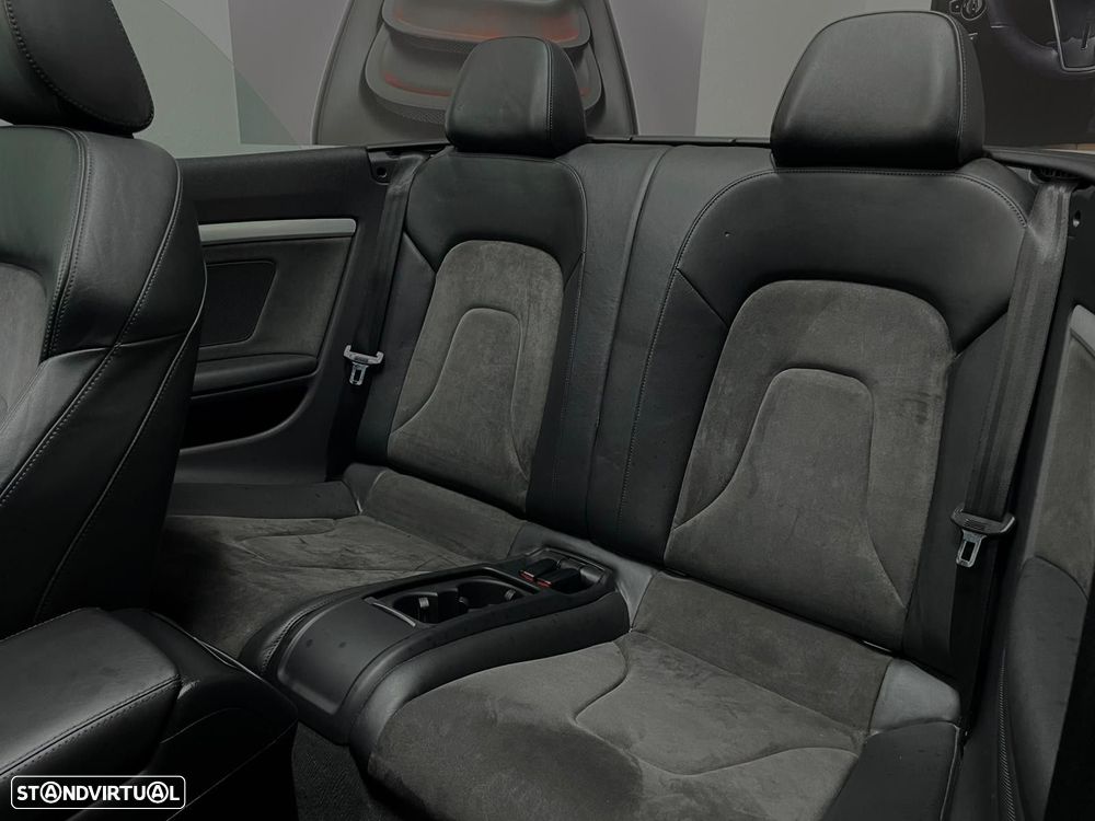 Audi A5 Cabrio 2.0 TDi - 23