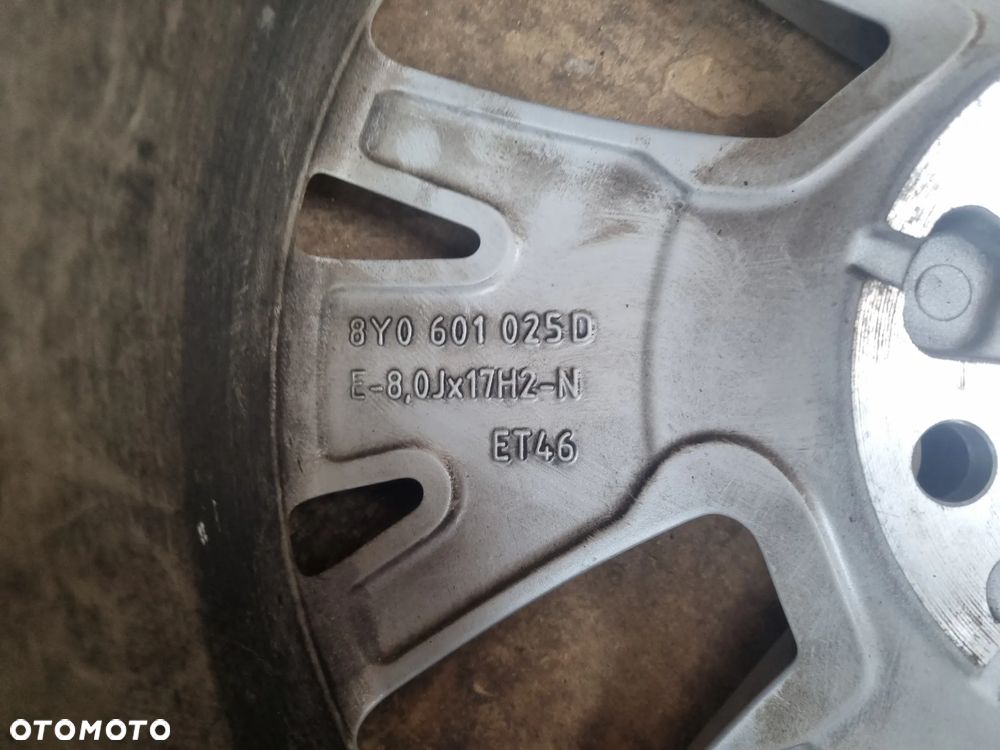 AUDI A3 8Y0 ALUFELGA 8,0"x17" ET46 - 4