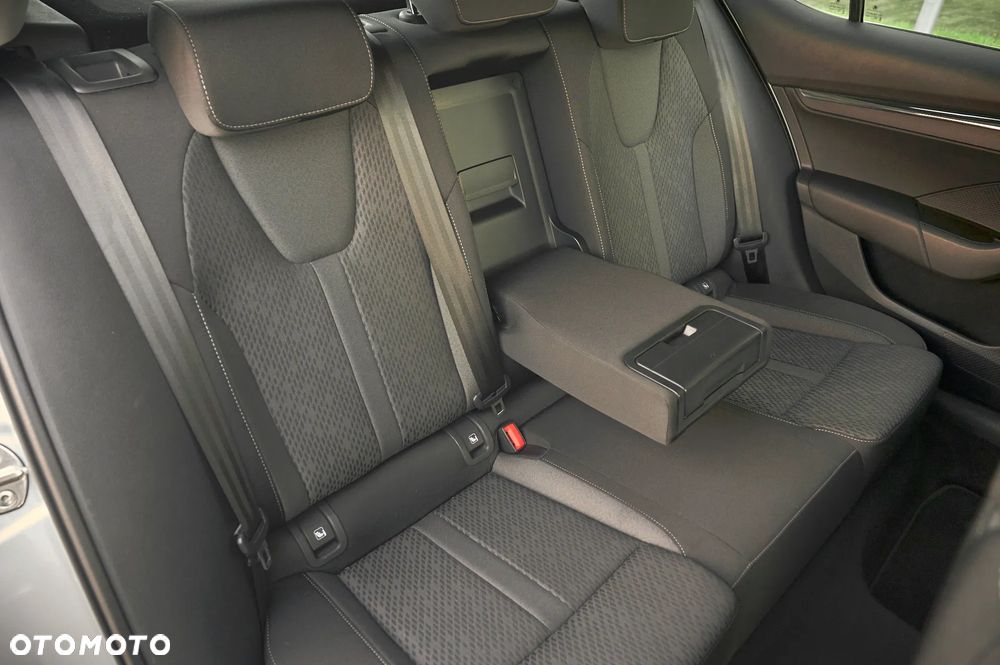 Skoda Octavia 1.5 TSI ACT DSG Ambition - 23