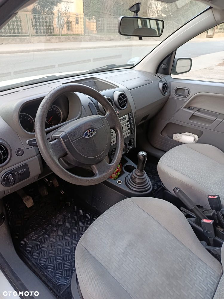 Ford Fusion 1.4 Elegance - 9