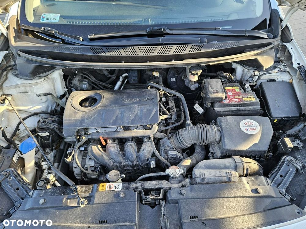 Kia Ceed - 9